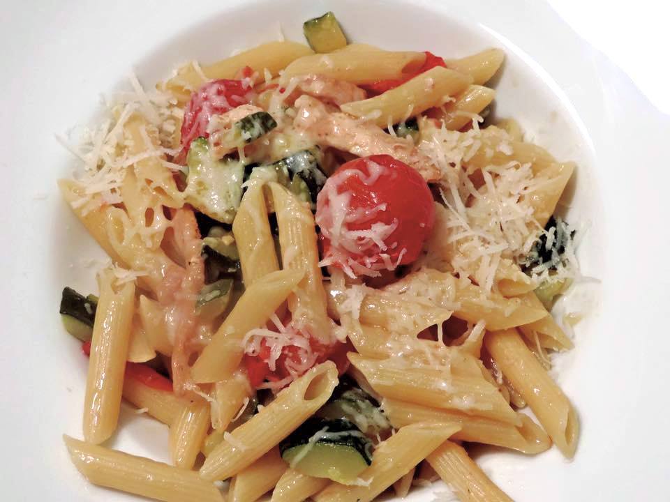 Ruxandra Luca, penne cu piept de pui si legume