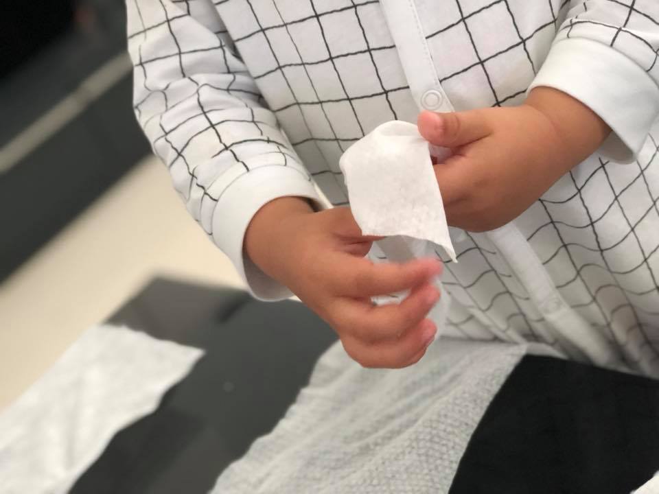 utilizari mai putin obisnuite ale servetelelor umede de care orice mama ar trebui sa stie