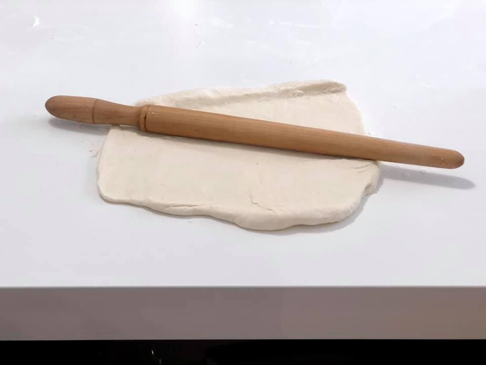 u aluat din doar două ingrediente, reteta