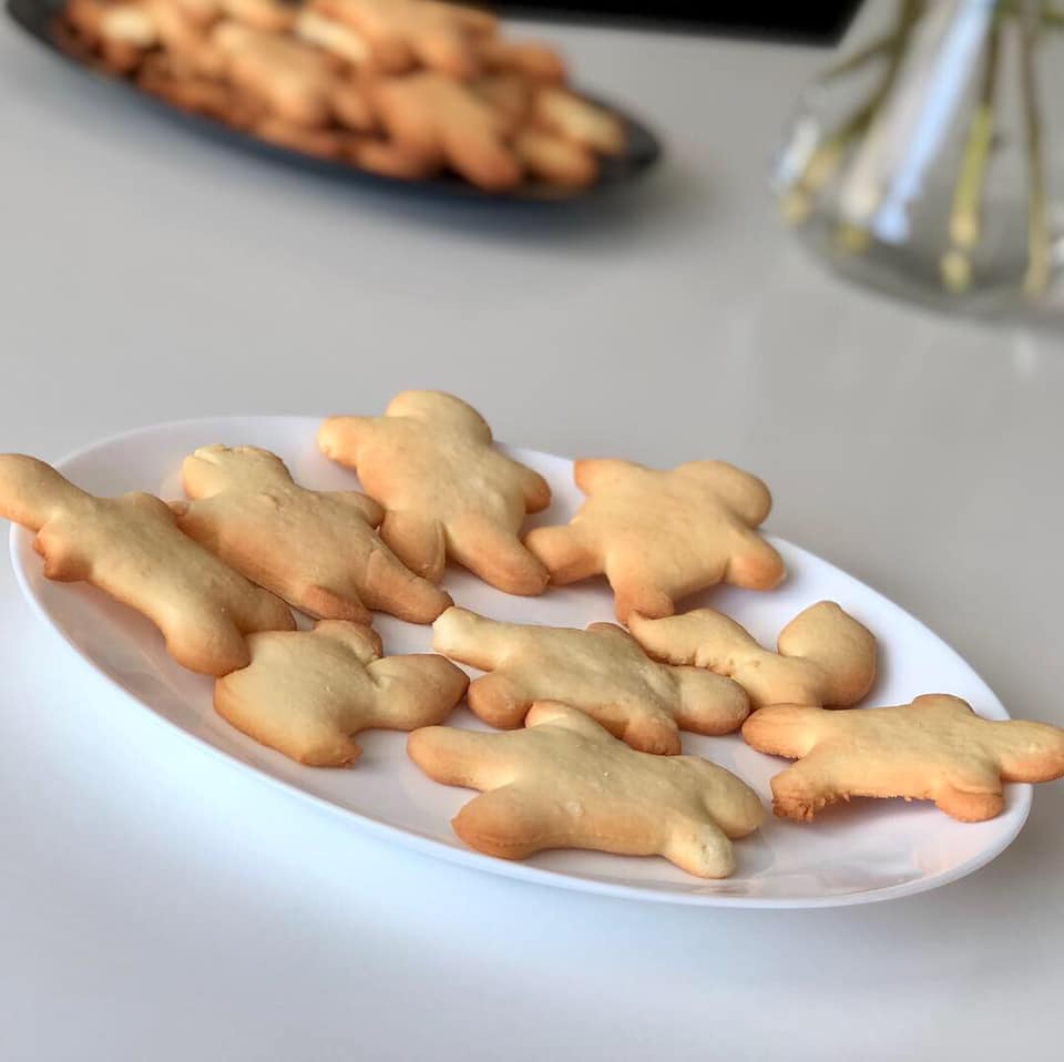 Biscuiți cu vanilie și unt pentru copii - Ruxandra Luca