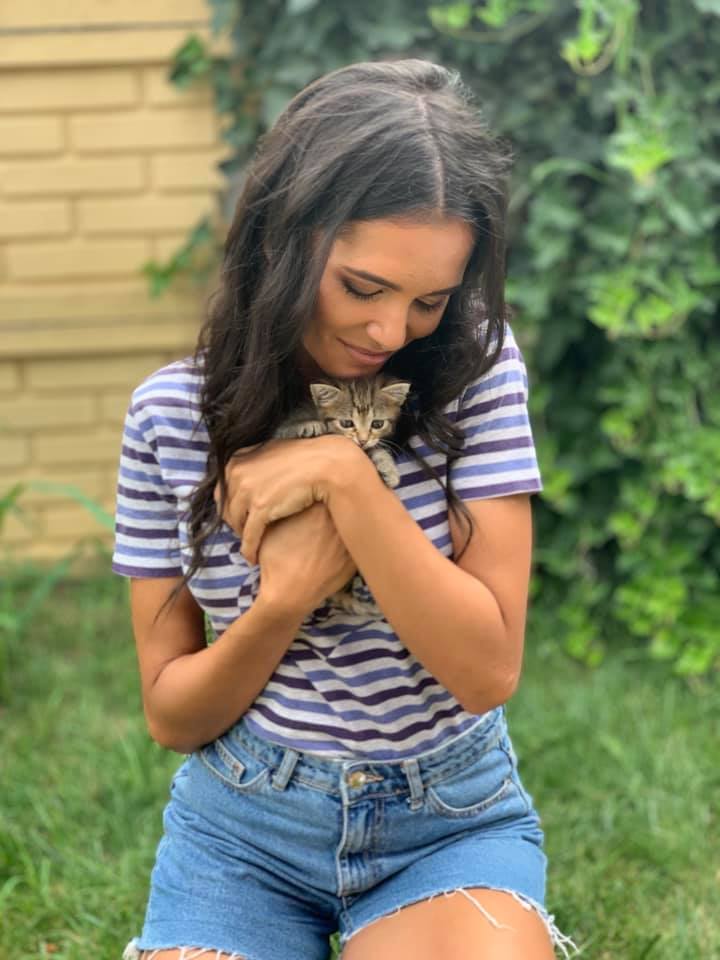 Am adoptat un pui de pisica