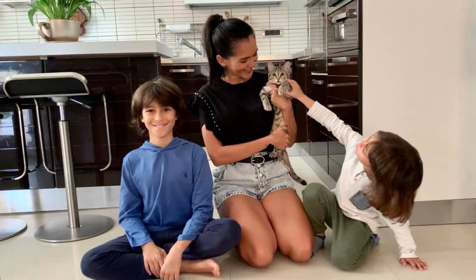 10 activități ca altă dată, care să îți țină copilul ocupat și departe de ecrane