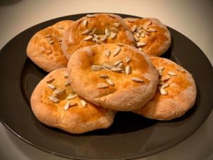 Pâinici de casă din 3 ingrediente simple (fără drojdie)