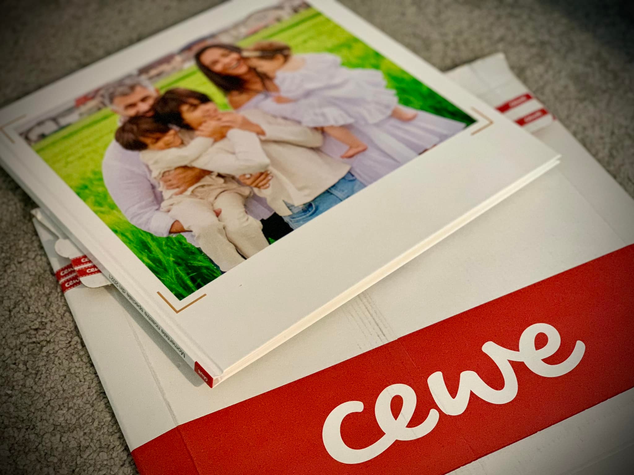 Momentele noastre speciale de anul acesta, într-o CEWE FOTOCARTE